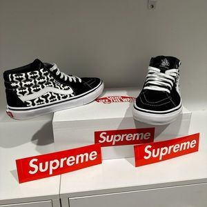 SUPREME Vans Grosso in black